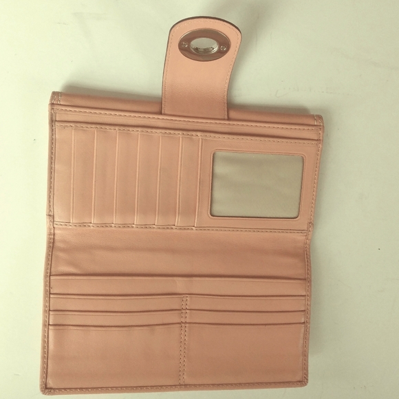 Coach peach leather and snake wallet - Picture 4 of 6